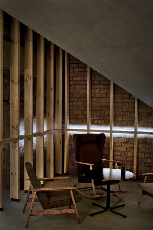 9-attic-bar-in-minsk-by-inblum-architects